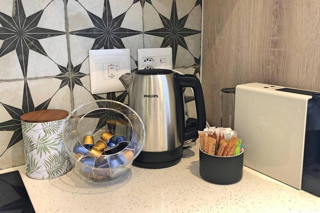 Unique Stay, The Den Apartments Стеленбош Екстериор снимка