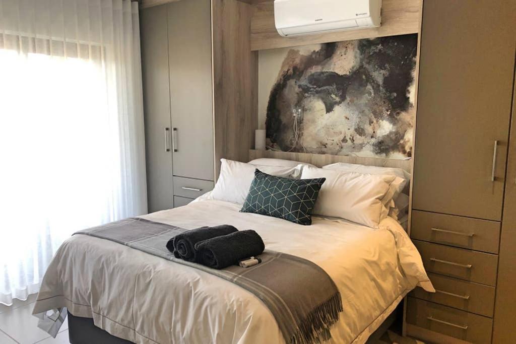 Unique Stay, The Den Apartments Стеленбош Екстериор снимка