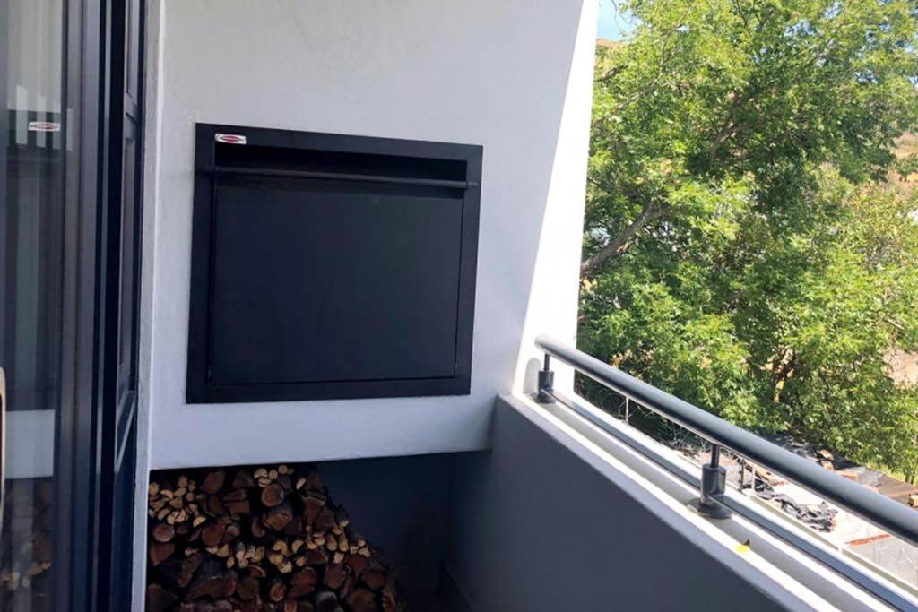 Unique Stay, The Den Apartments Стеленбош Екстериор снимка
