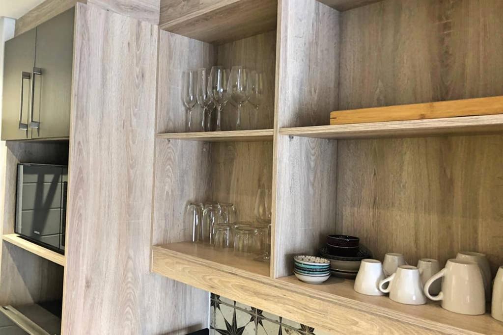 Unique Stay, The Den Apartments Стеленбош Екстериор снимка
